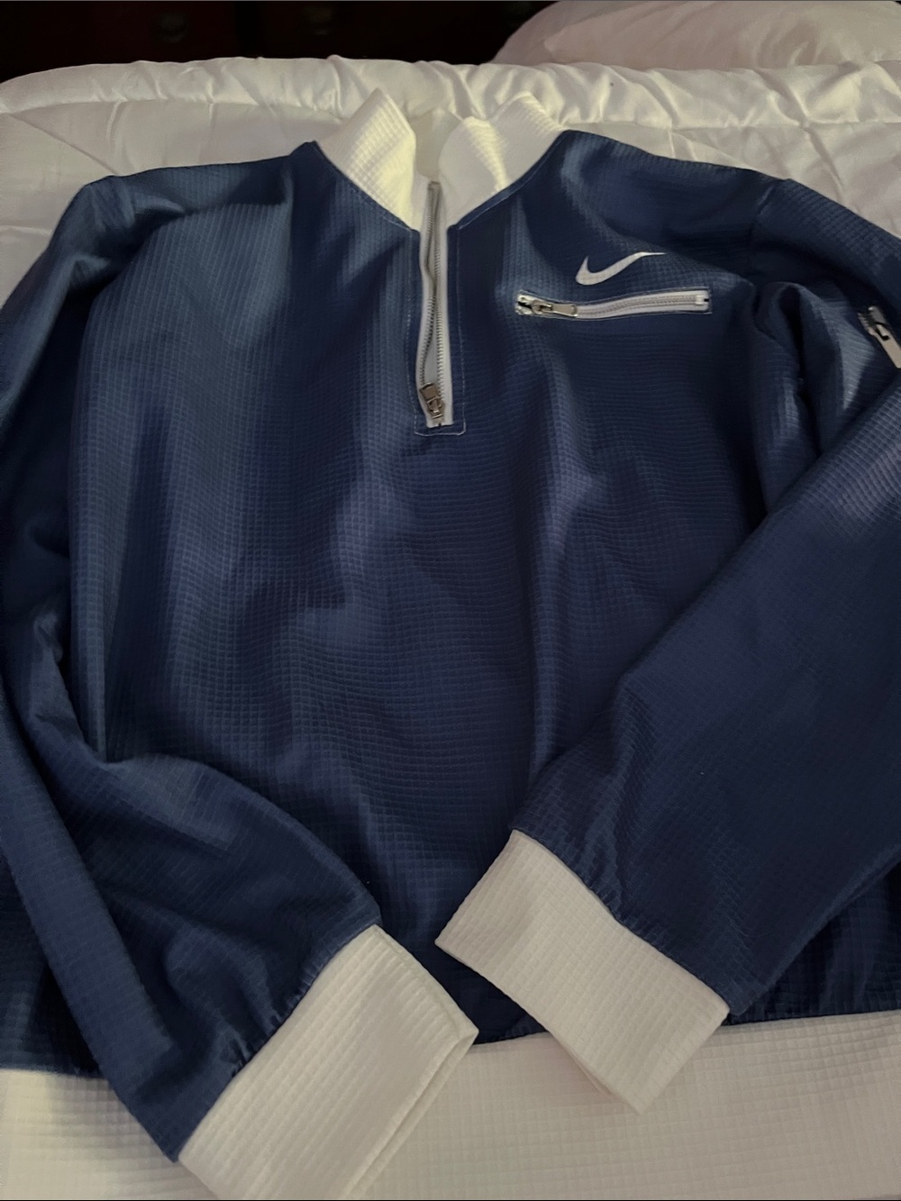 Nike Vintage 90’s Navy and White Half-Zip Pullover